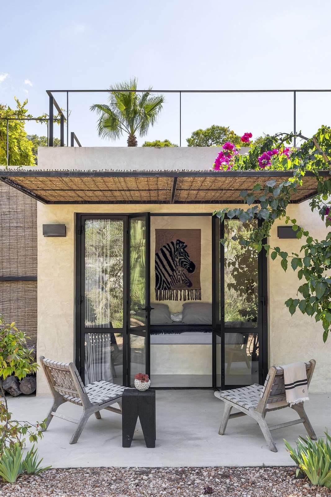 Exterior of the guest bedroom pavilion